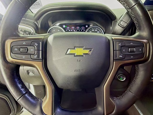 2021 Iridescent Pearl Tricoat Chevrolet Silverado 2500HD High Country 4X4 Truck