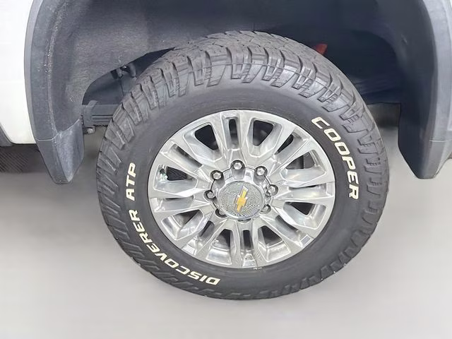 2021 Iridescent Pearl Tricoat Chevrolet Silverado 2500HD High Country 4X4 Truck