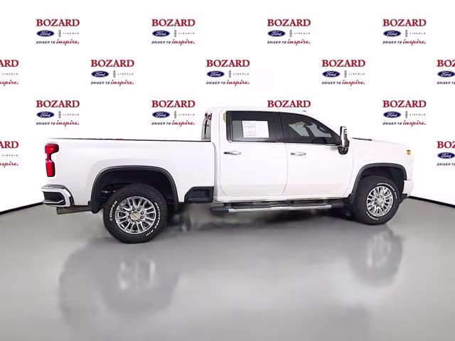 2021 Iridescent Pearl Tricoat Chevrolet Silverado 2500HD High Country 4X4 Truck