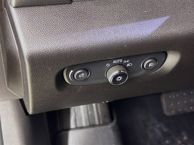 2021 Mosaic Black Metallic Chevrolet Traverse RS FWD SUV
