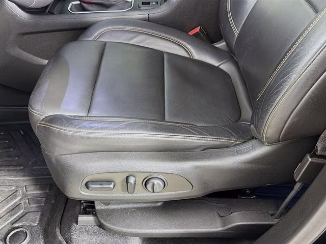 2021 Mosaic Black Metallic Chevrolet Traverse RS FWD SUV