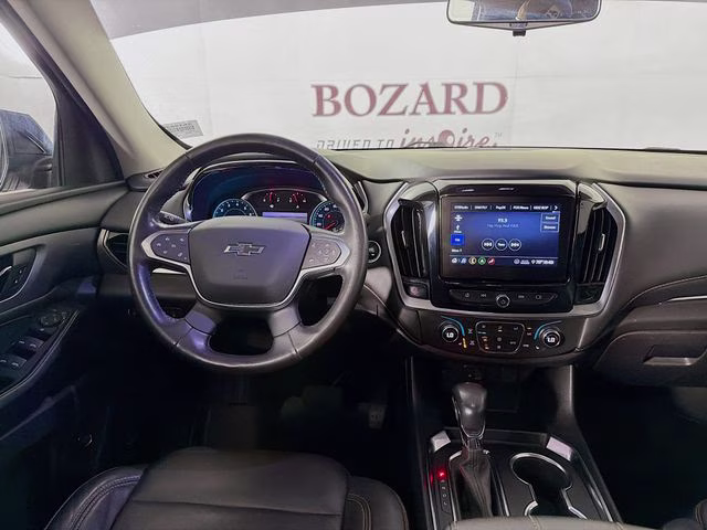 2021 Mosaic Black Metallic Chevrolet Traverse RS FWD SUV