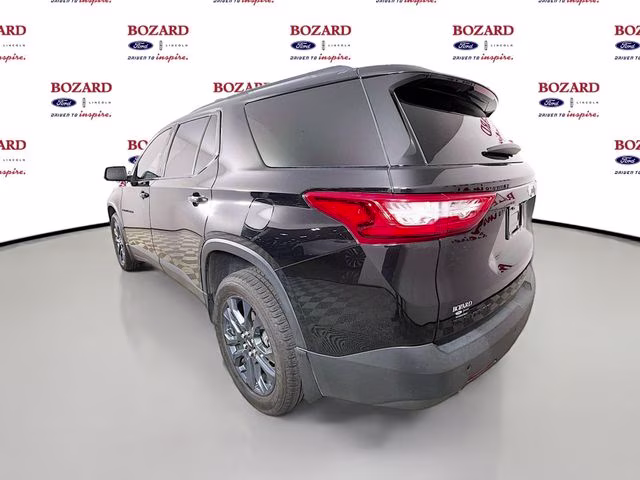 2021 Mosaic Black Metallic Chevrolet Traverse RS FWD SUV