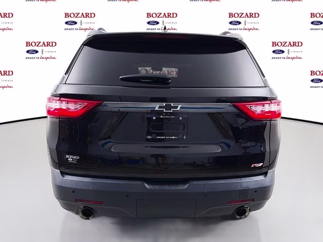 2021 Mosaic Black Metallic Chevrolet Traverse RS FWD SUV