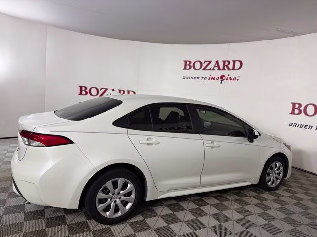 2021 Blizzard Pearl Toyota Corolla LE FWD Sedan