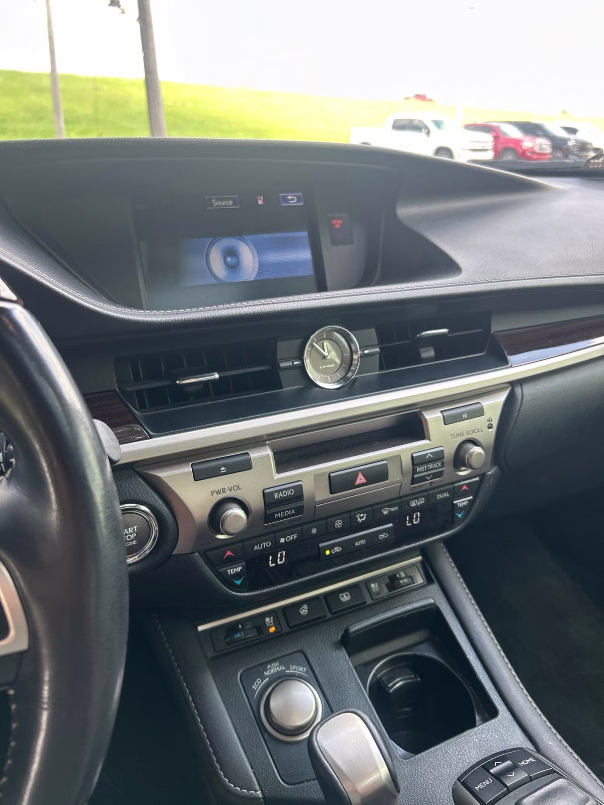 2016 Silver Lexus ES 350 FWD Sedan