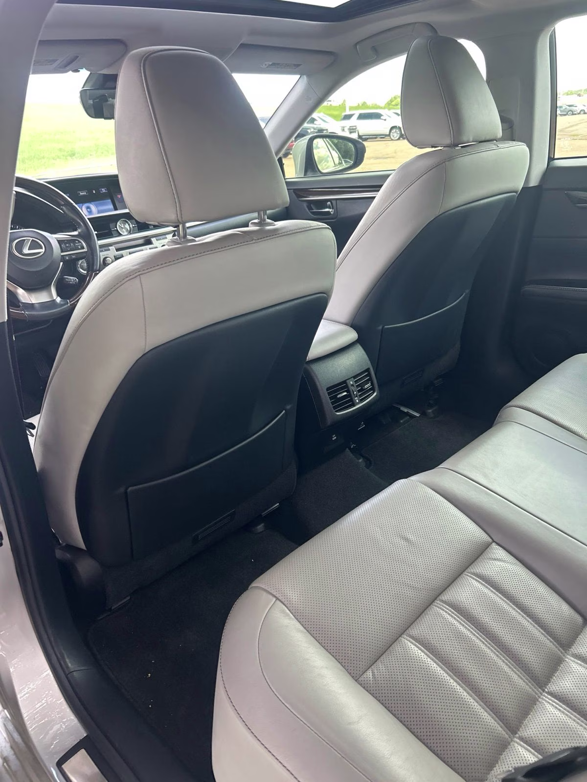 2016 Silver Lexus ES 350 FWD Sedan