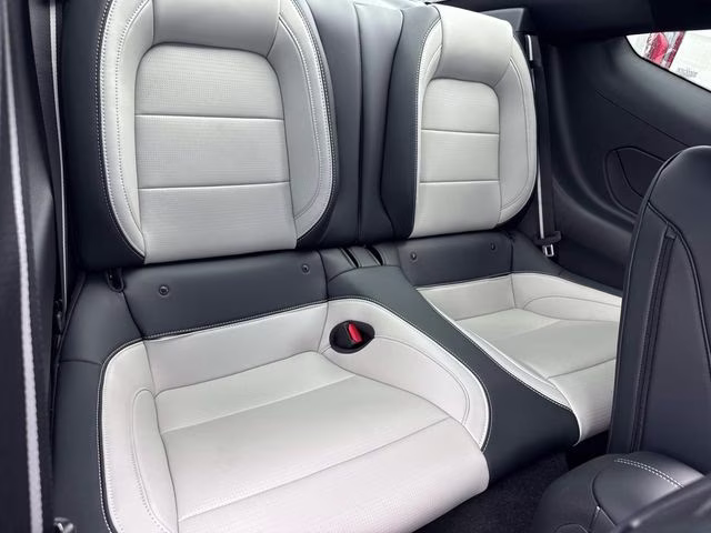 2025 Oxford White Ford Mustang GT Premium RWD Coupe