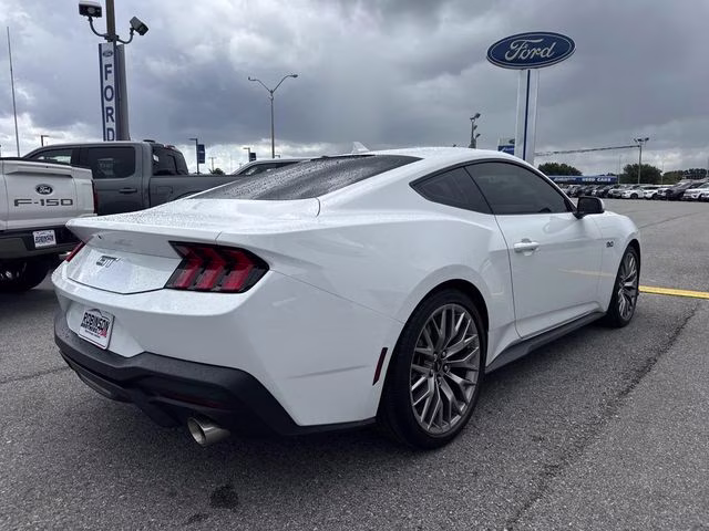 2025 Oxford White Ford Mustang GT Premium RWD Coupe