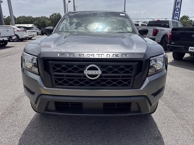 2024 Gun Metallic Nissan Frontier S RWD Truck