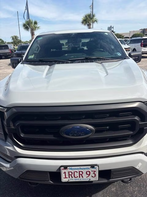 2023 Avalanche Gray Ford F-150 XLT 4X4 Truck