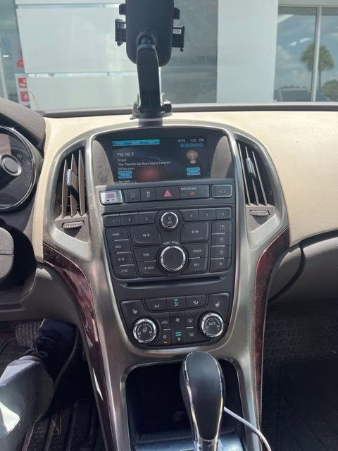2015 White Diamond Tricoat Buick Verano Leather Group FWD Sedan