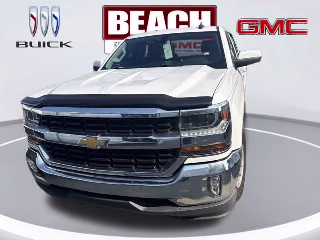 2018 Summit White Chevrolet Silverado 1500 LT RWD Truck