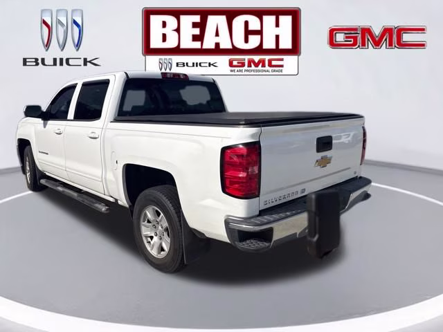 2018 Summit White Chevrolet Silverado 1500 LT RWD Truck