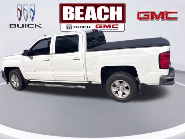 2018 Summit White Chevrolet Silverado 1500 LT RWD Truck
