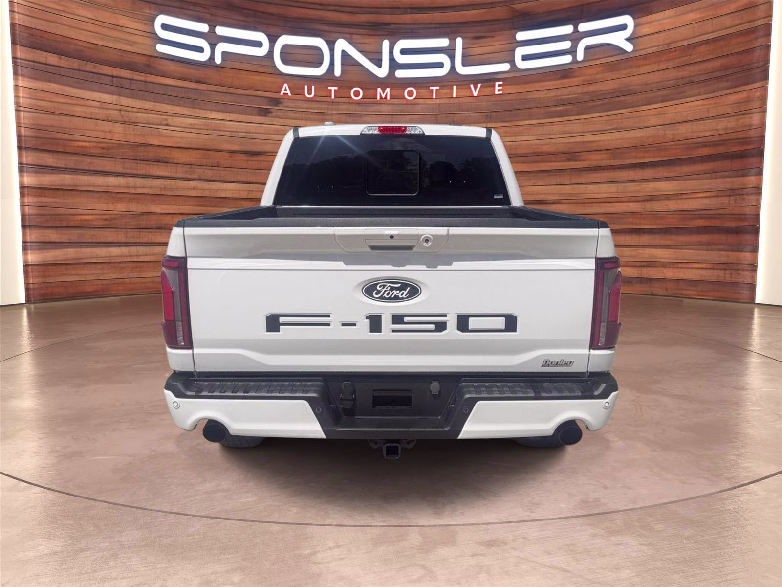 2024 Oxford White Ford F-150 LARIAT 4X4 Truck