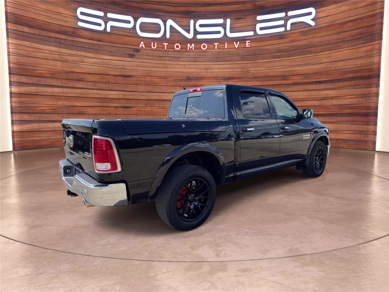2017 Brilliant Black Crystal Pearlcoat Ram 1500 Laramie 4X4 Truck