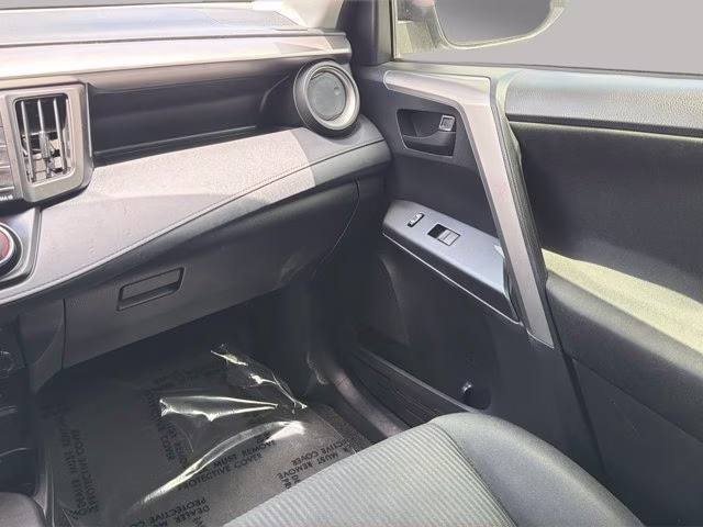 2017 Magnetic Gray Metallic Toyota RAV4 LE FWD SUV
