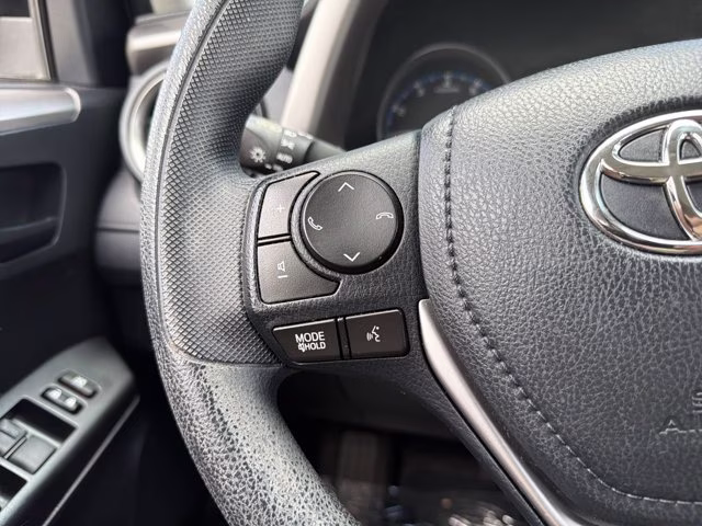2017 Magnetic Gray Metallic Toyota RAV4 LE FWD SUV
