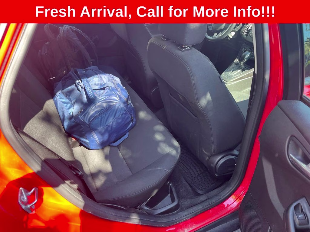 2017 Race Red Ford Focus SE FWD Sedan