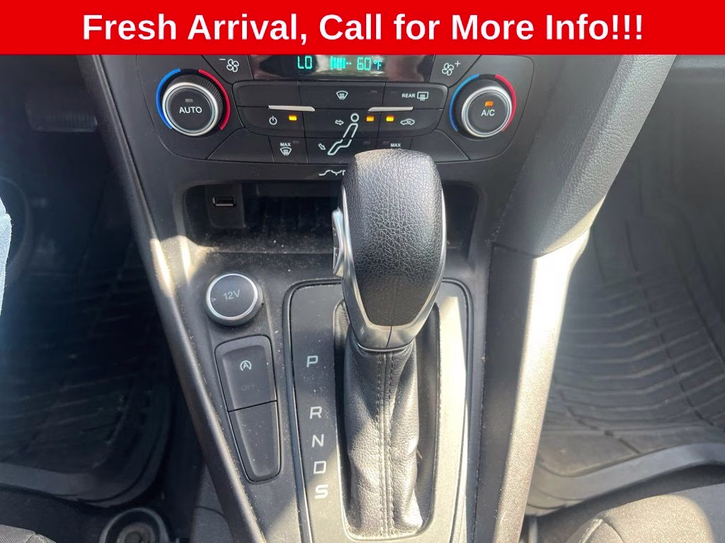 2017 Race Red Ford Focus SE FWD Sedan