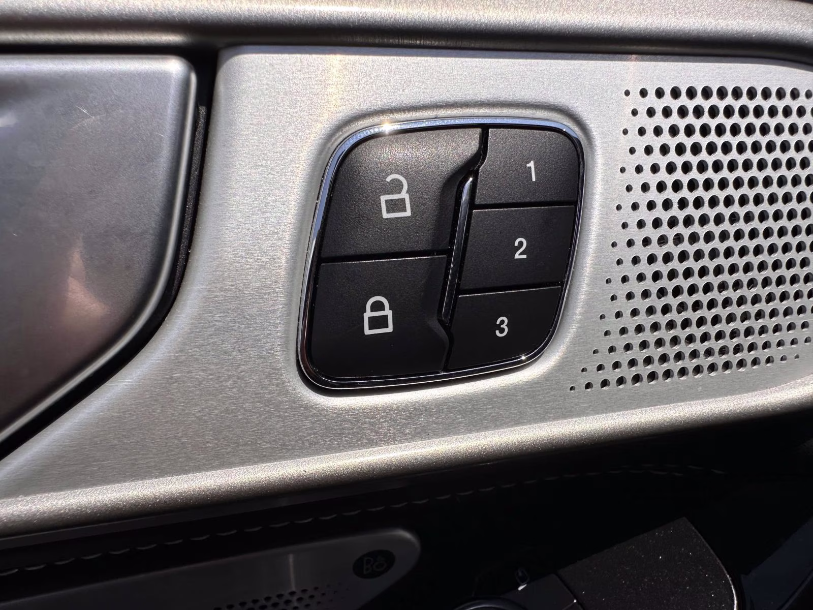 2023 Carbonized Gray Metallic Ford Explorer ST 4WD 4X4 SUV