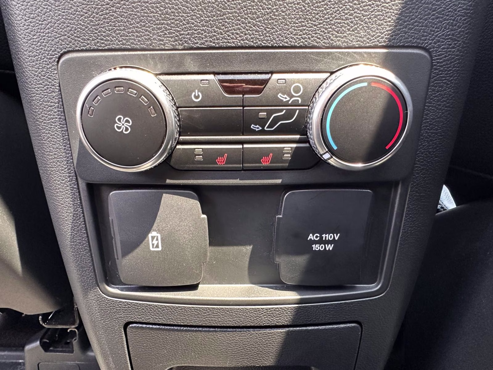 2023 Carbonized Gray Metallic Ford Explorer ST 4WD 4X4 SUV