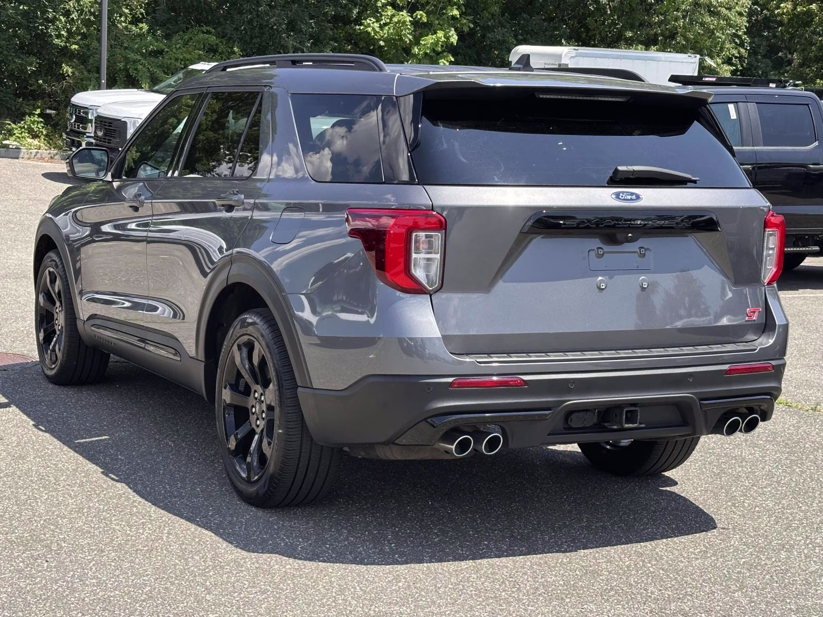 2023 Carbonized Gray Metallic Ford Explorer ST 4WD 4X4 SUV
