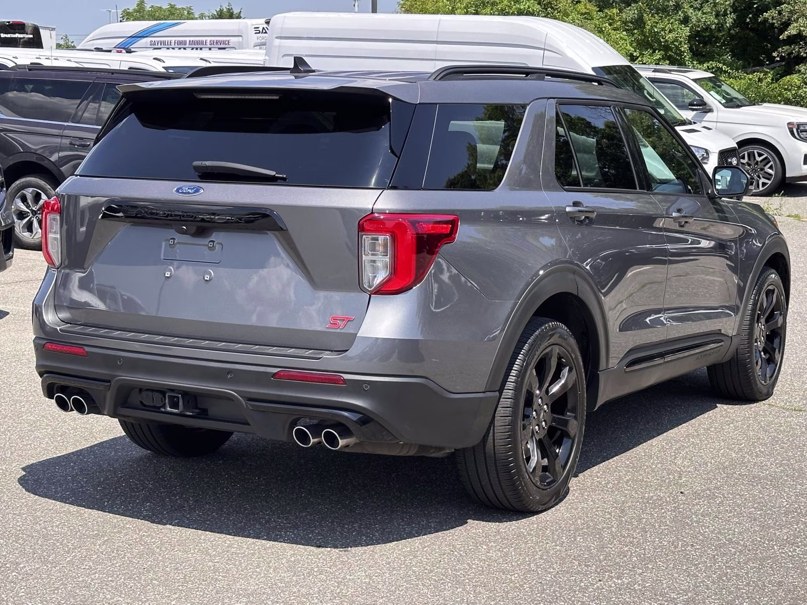 2023 Carbonized Gray Metallic Ford Explorer ST 4WD 4X4 SUV
