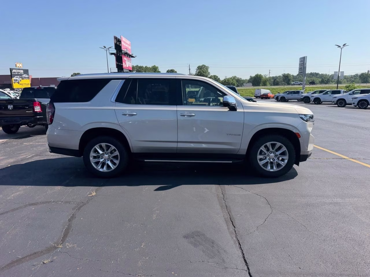 2022 Empire Beige Metallic Chevrolet Tahoe Premier 4X4 SUV