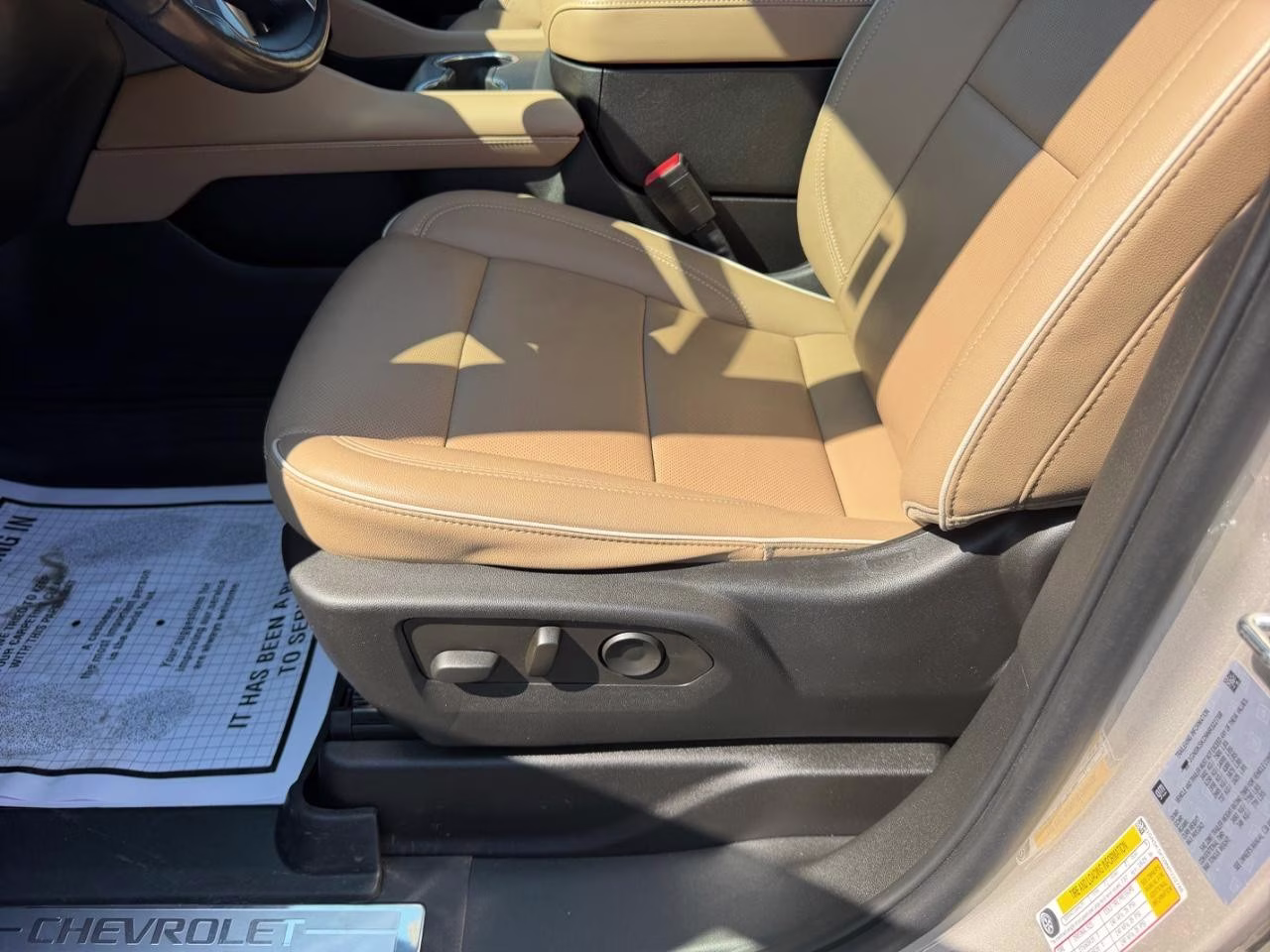 2022 Empire Beige Metallic Chevrolet Tahoe Premier 4X4 SUV