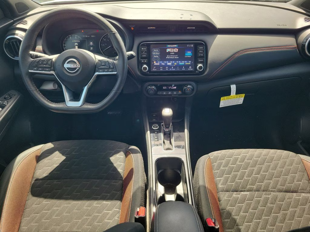 2023 Aspen White/Super Black Nissan Kicks SR FWD SUV