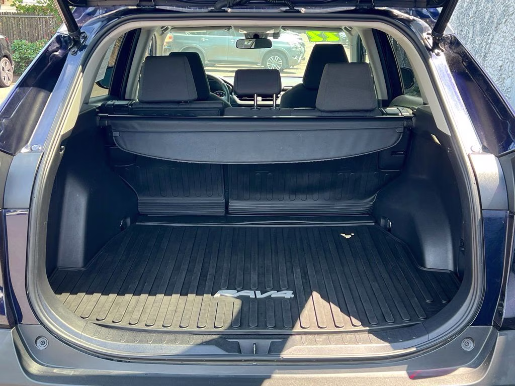 2022 Blueprint Toyota RAV4 XLE AWD SUV