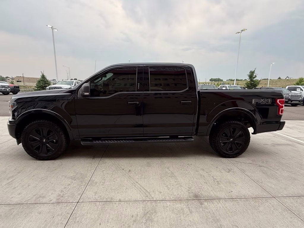 2020 Agate Black Metallic Ford F-150 XLT 4X4 Truck