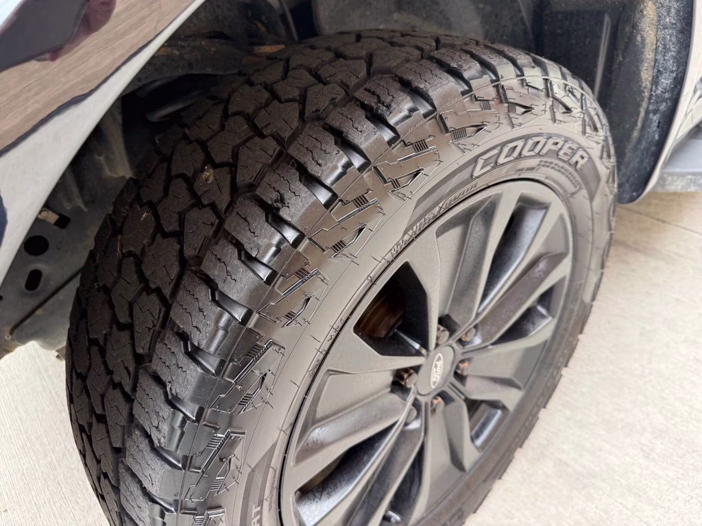 2020 Agate Black Metallic Ford F-150 XLT 4X4 Truck