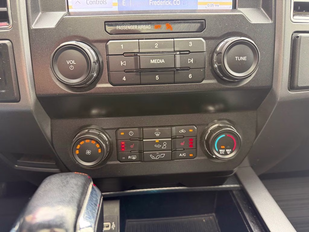 2020 Agate Black Metallic Ford F-150 XLT 4X4 Truck