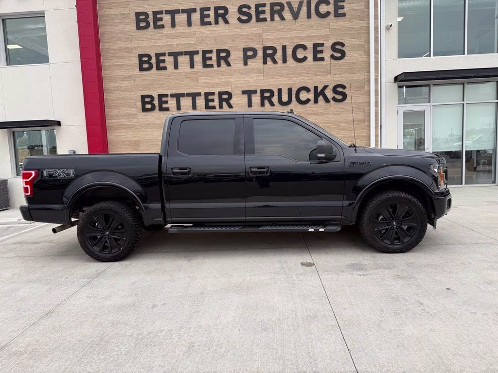 2020 Agate Black Metallic Ford F-150 XLT 4X4 Truck