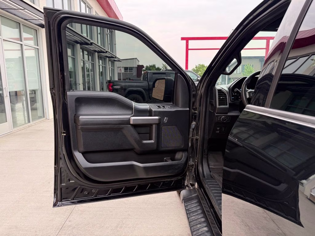 2020 Agate Black Metallic Ford F-150 XLT 4X4 Truck