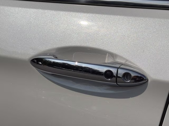 2022 Crystal Black Pearl Honda Pilot Touring FWD SUV