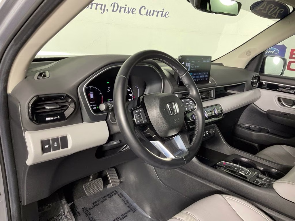 2024 Silver Honda Pilot EX-L FWD SUV