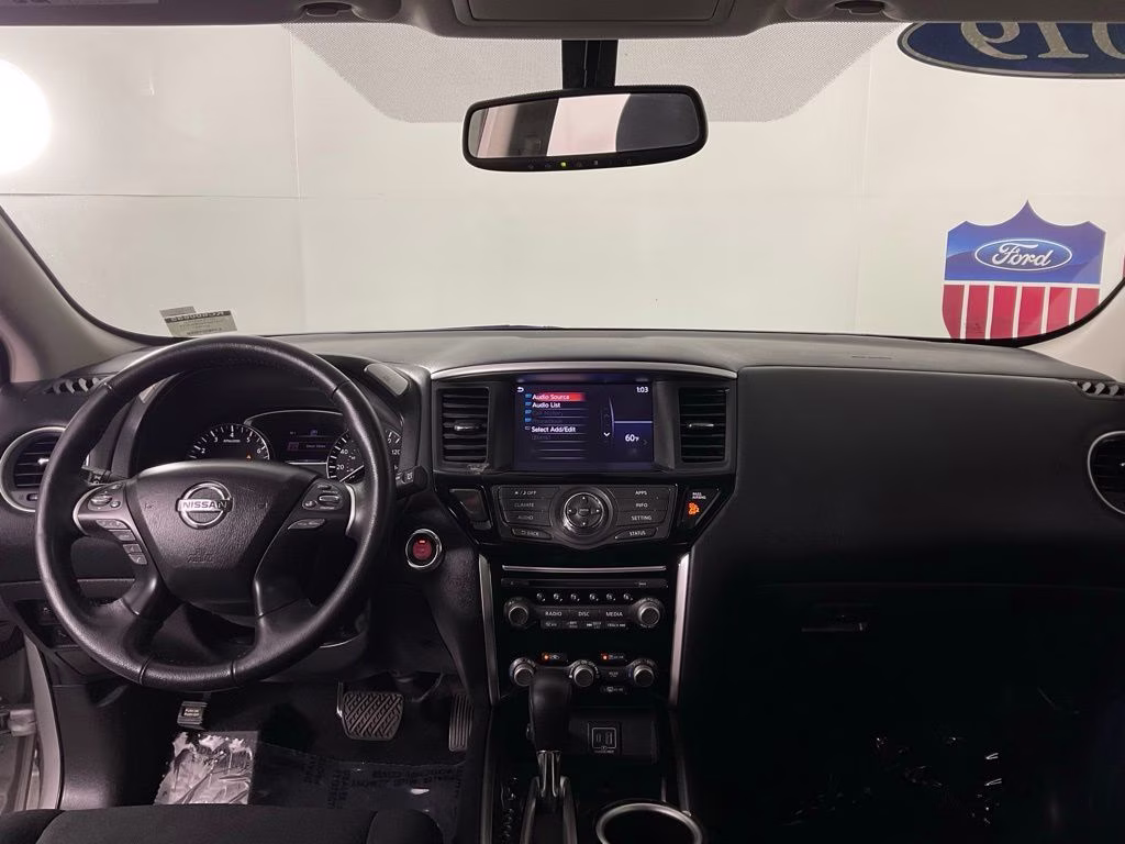 2019 Brilliant Silver Metallic Nissan Pathfinder SV FWD SUV
