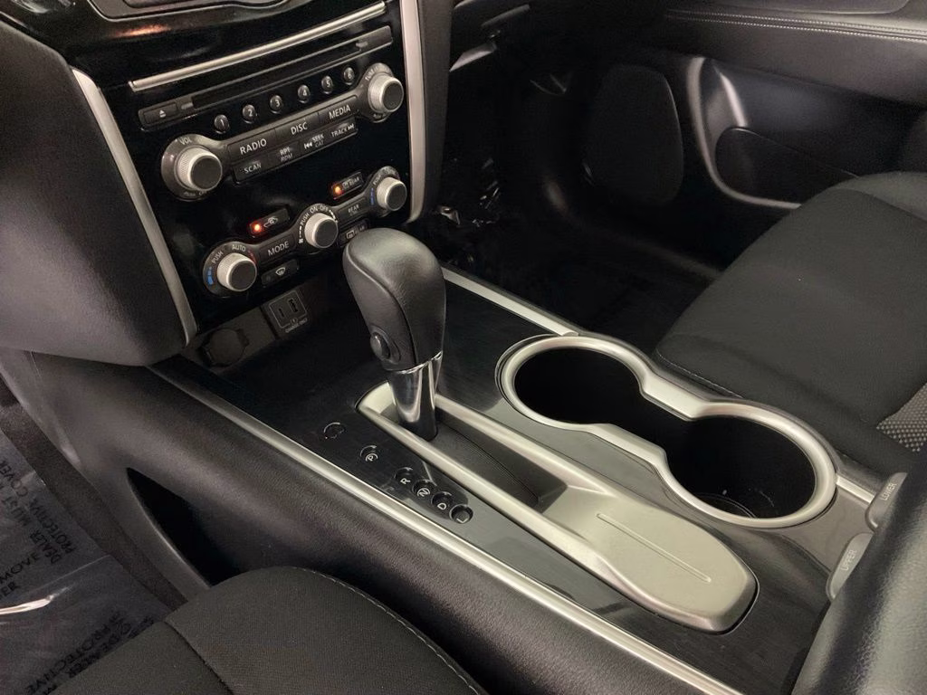 2019 Brilliant Silver Metallic Nissan Pathfinder SV FWD SUV