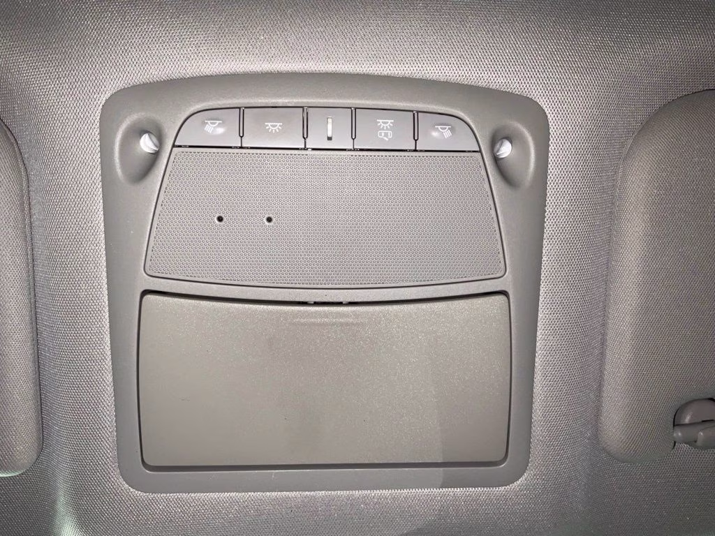2019 Brilliant Silver Metallic Nissan Pathfinder SV FWD SUV