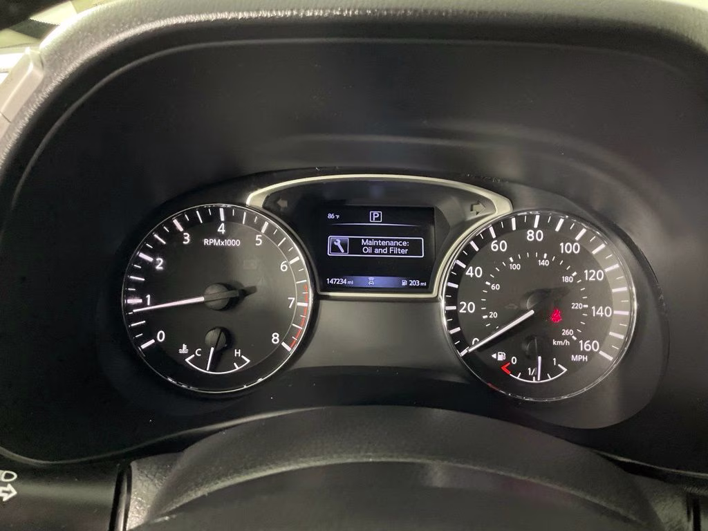 2019 Brilliant Silver Metallic Nissan Pathfinder SV FWD SUV