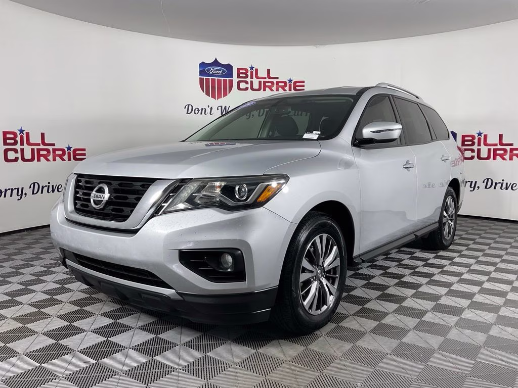 2019 Brilliant Silver Metallic Nissan Pathfinder SV FWD SUV