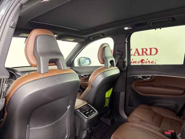 2022 Gray Metallic Volvo XC90 T6 Inscription AWD SUV
