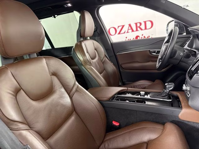 2022 Gray Metallic Volvo XC90 T6 Inscription AWD SUV