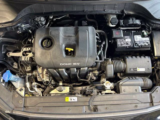 2018 Ultra Black Hyundai Kona SE AWD SUV