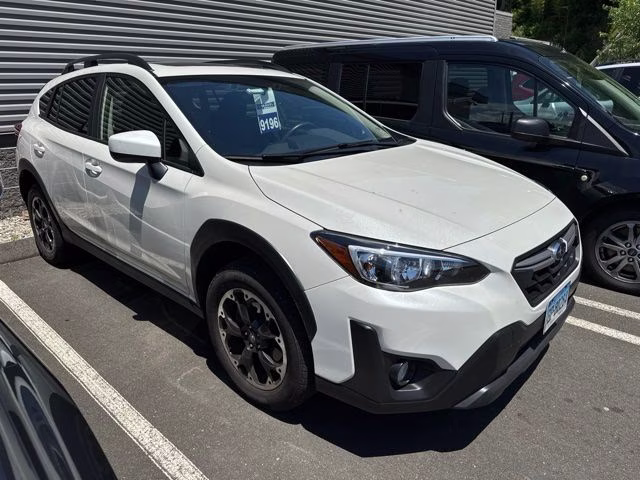 2021 Crystal White Pearl Subaru Crosstrek Premium AWD SUV