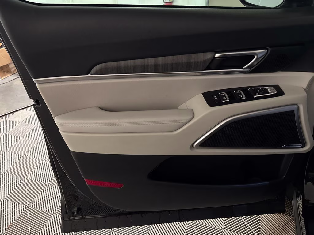 2024 Ebony Black Kia Telluride EX AWD SUV